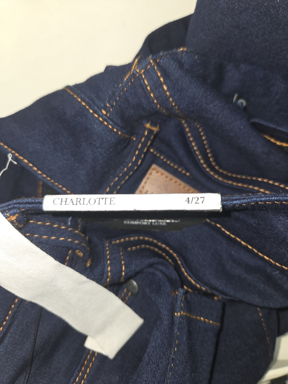Tahari Dark Indigo Skinny Jeans- Double Button Women Size 4 NWT - Picture 8 of 13